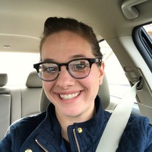 Meet your Posher, Crystal